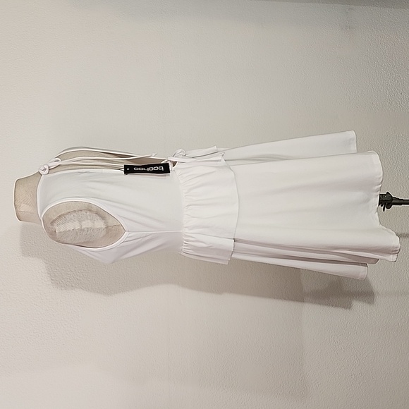 Boohoo Dress Open Back Tieback Tierd White Size 10 - Picture 5 of 9
